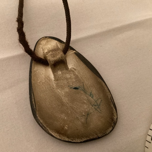 Ceramic boho style guitar and cactus pendant - Picture 5 of 5